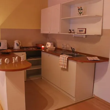 Apartment Sweet *
