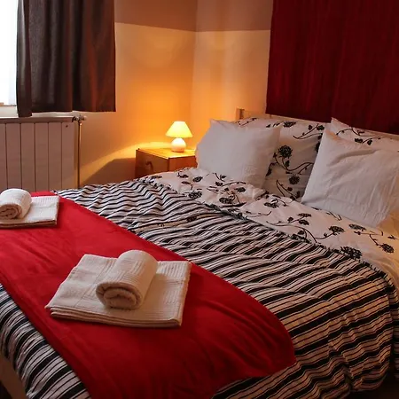 Sweet Apartment *